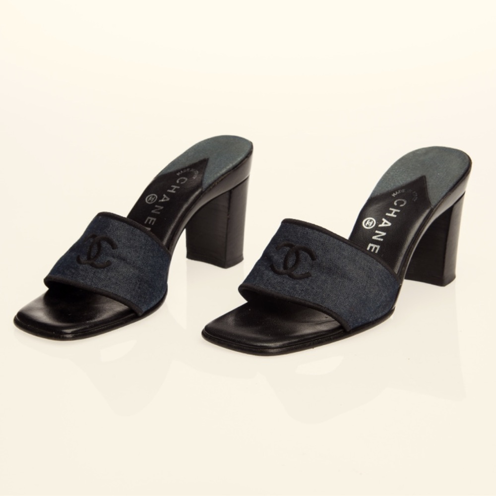 Chanel Lambskin Mules Black Size 37.5 Heels